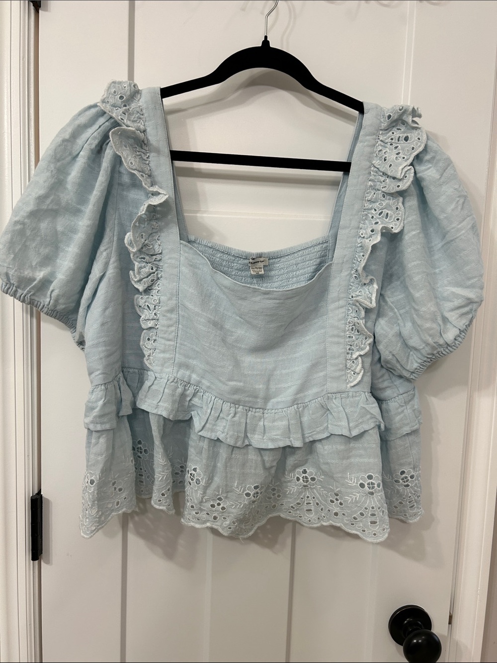 American Eagle Outfitters Light Blue Eyelet Ruffle Peasant Blouse